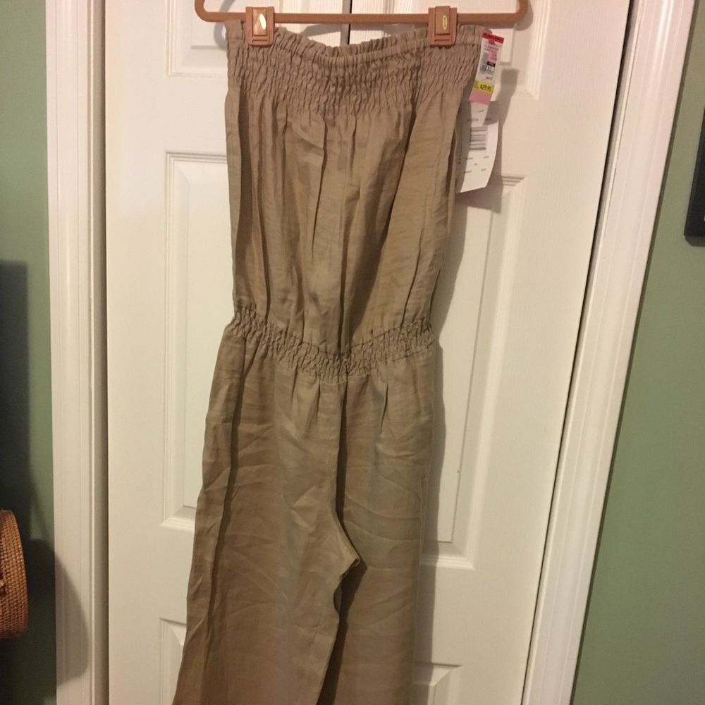 Cute romper - Picture 2 of 4